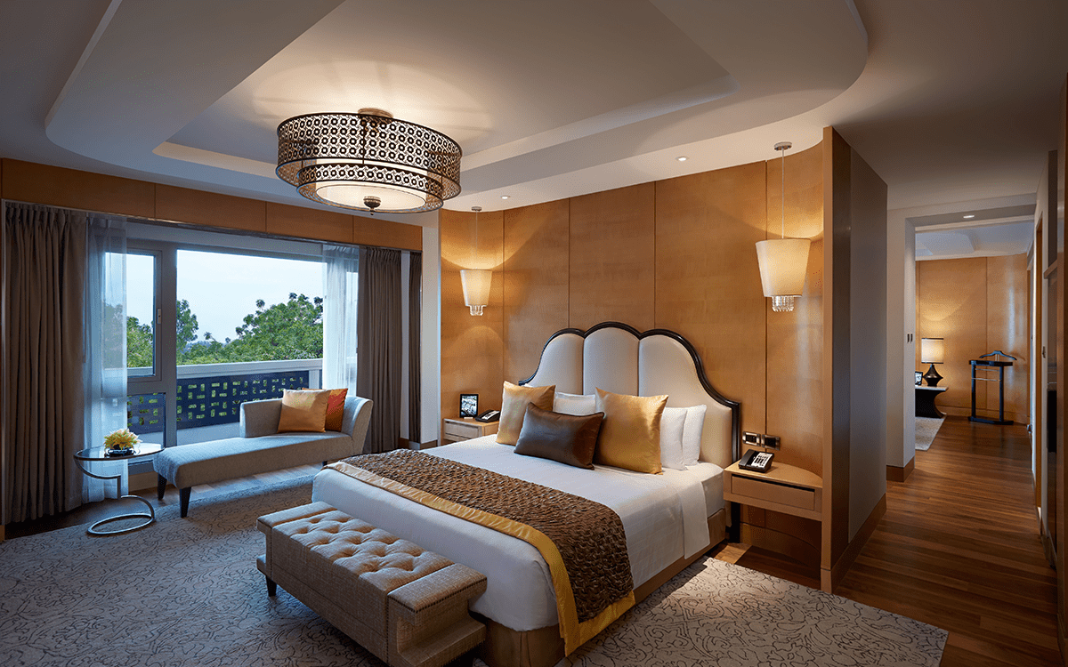 chola suite bedroom